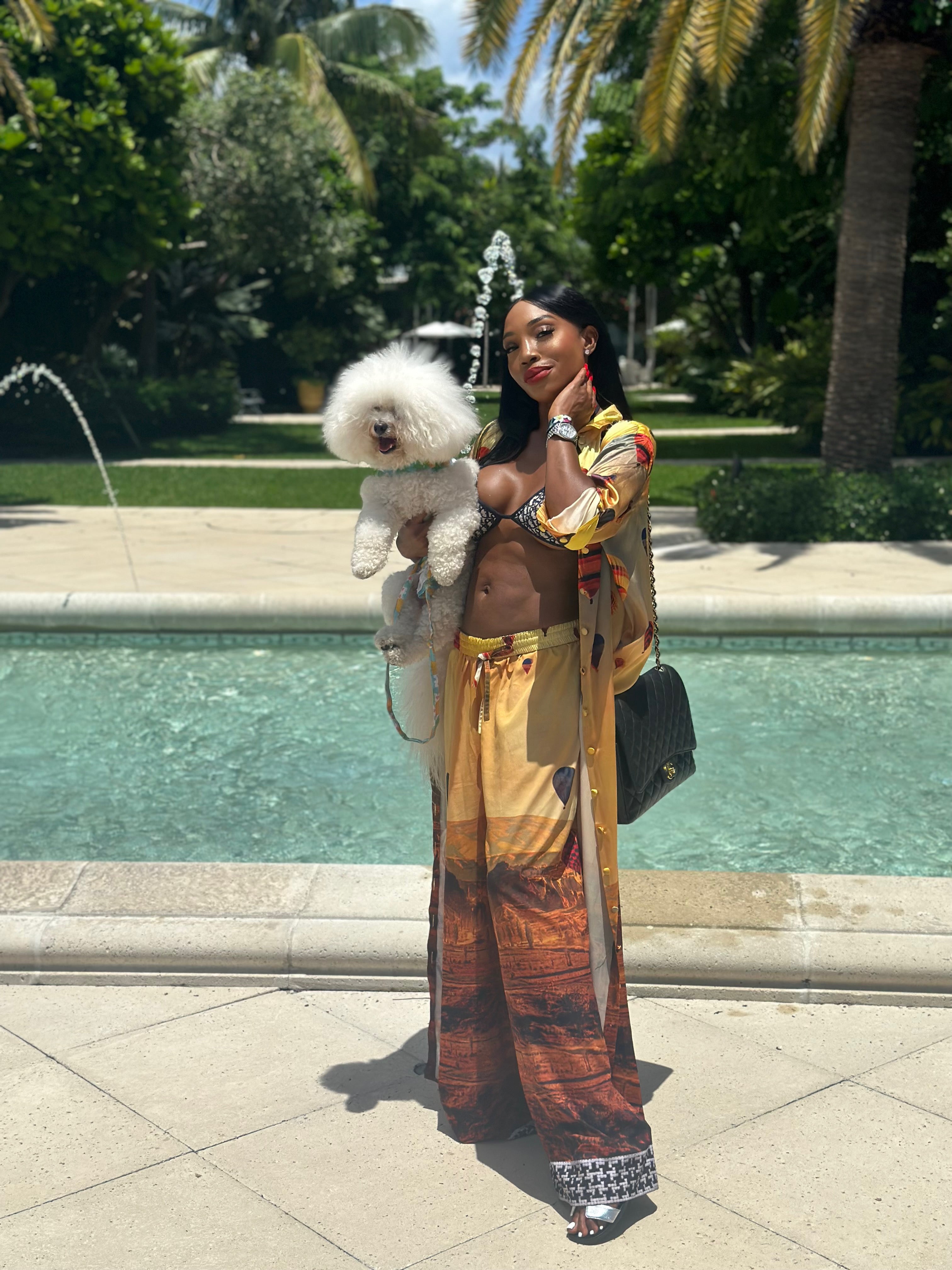 Beach Bound? Wear These Vacation  looks in palm beach