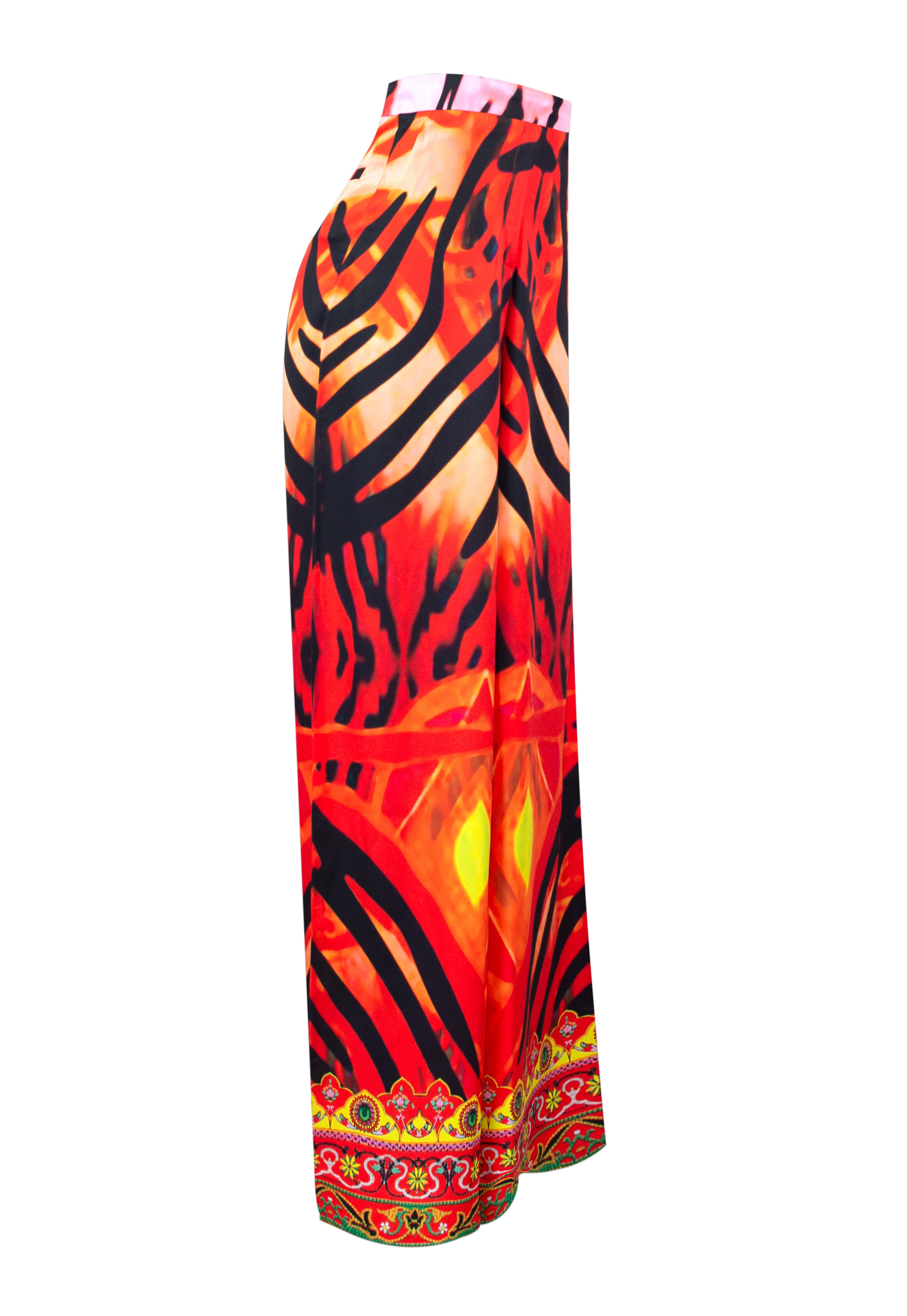 multi print pants A For Vacation 2023 vogue