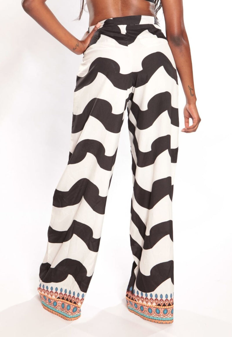 Luxury safaris black and white looks