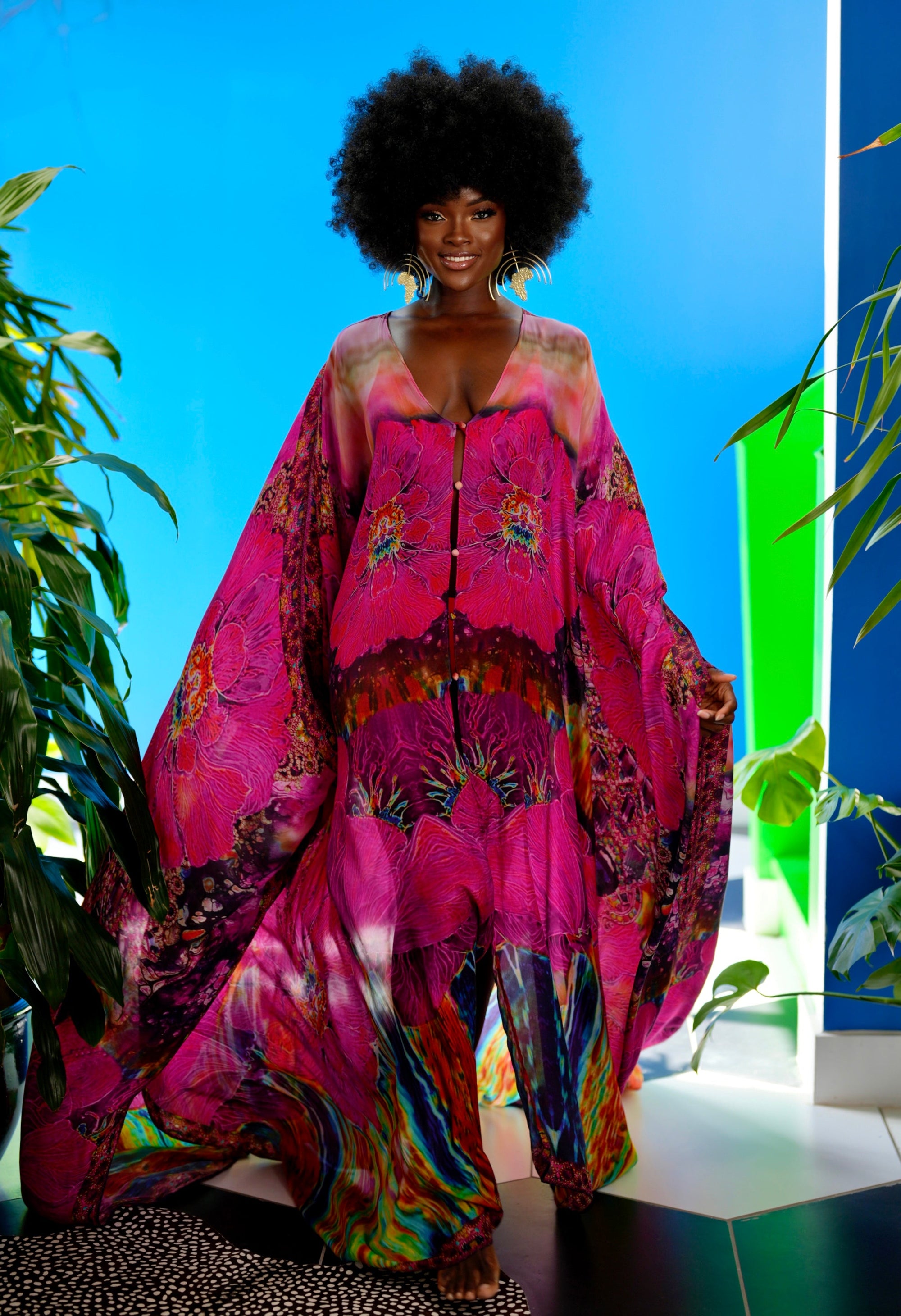 Which Kaftan Styles Are Best for Maternity?