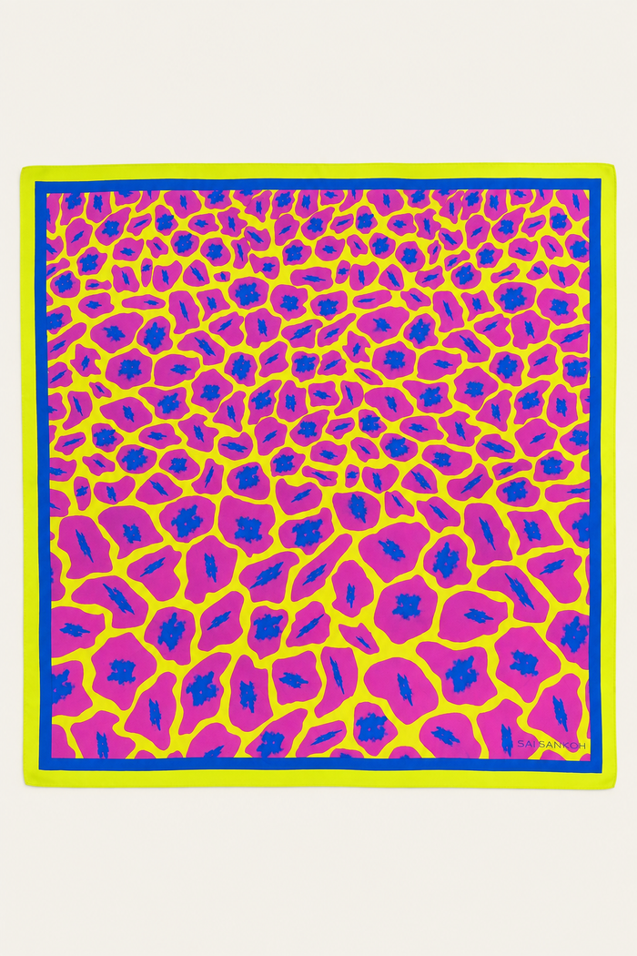 Leonora Scarf