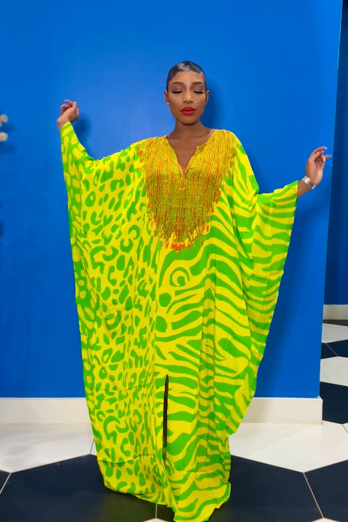 Nyakomi Box Kaftan by Sai Sankoh — view 3