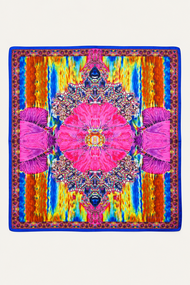 Lorinda Scarf