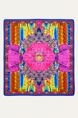 Lorinda Scarf