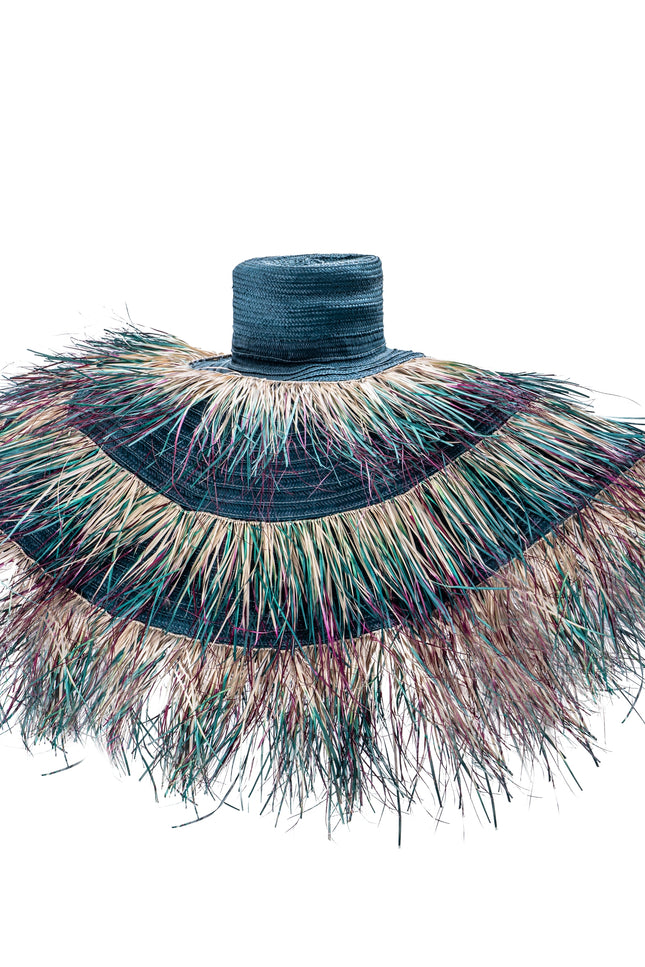 Farida by Sai Sankoh, luxury resort hat