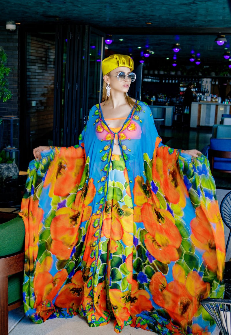 WHAT  to Wear on Your Next Vacation SILK KAFTANS 